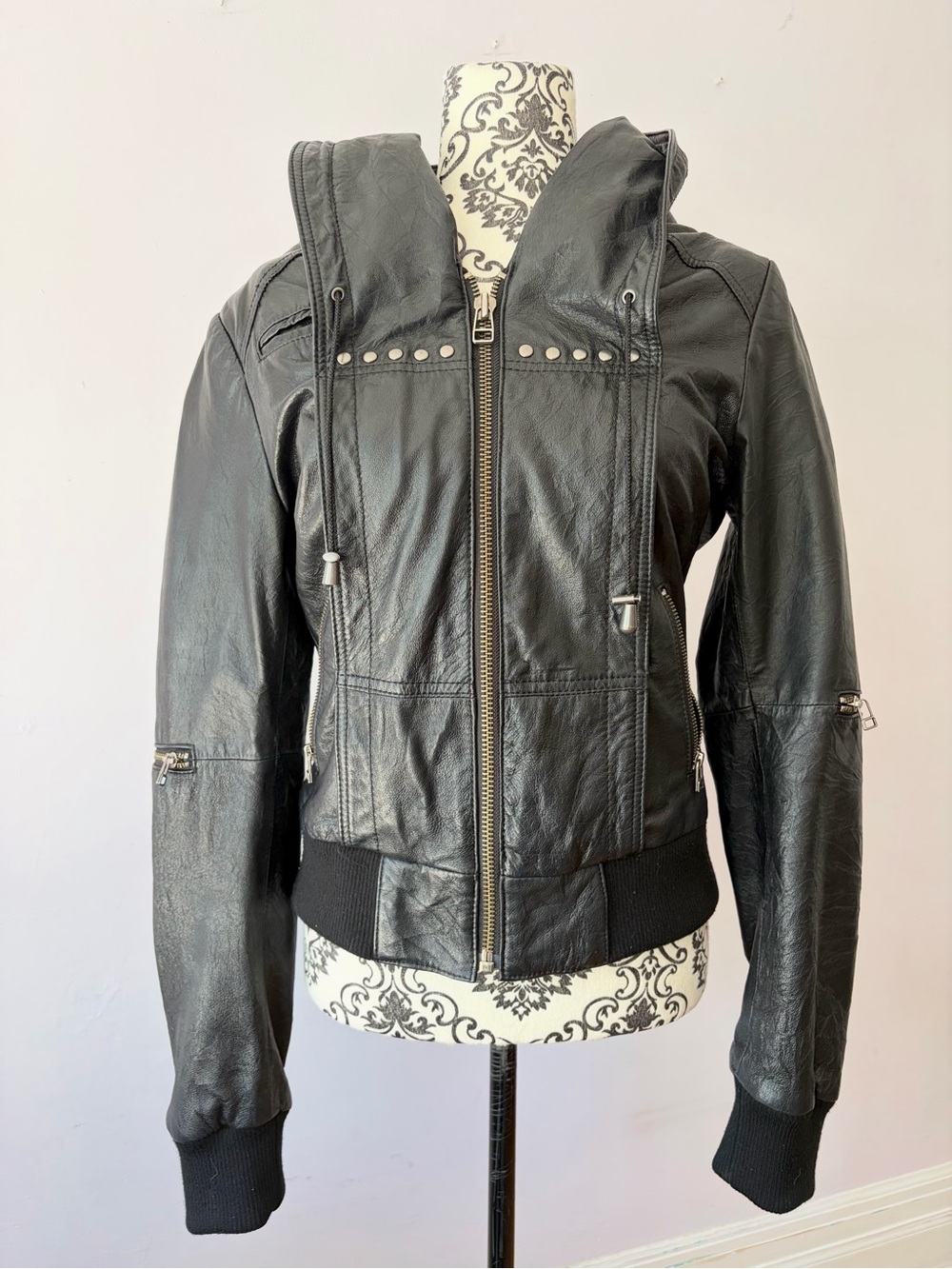 Danier Black Hooded Leather Bomber Jacket with Stud Accents Size Small